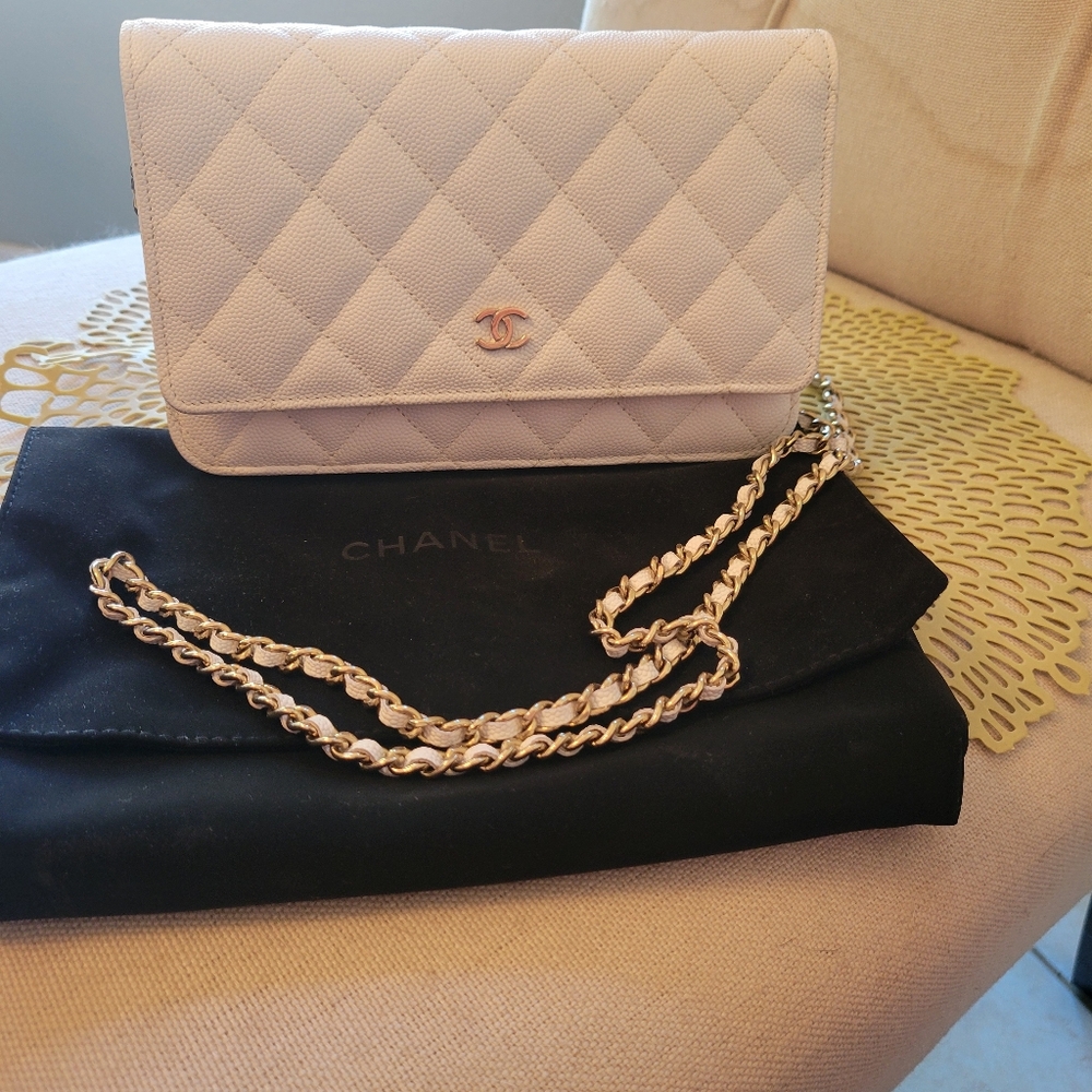 100% Authentic Chanel White Caviar Quilted Women's Bag